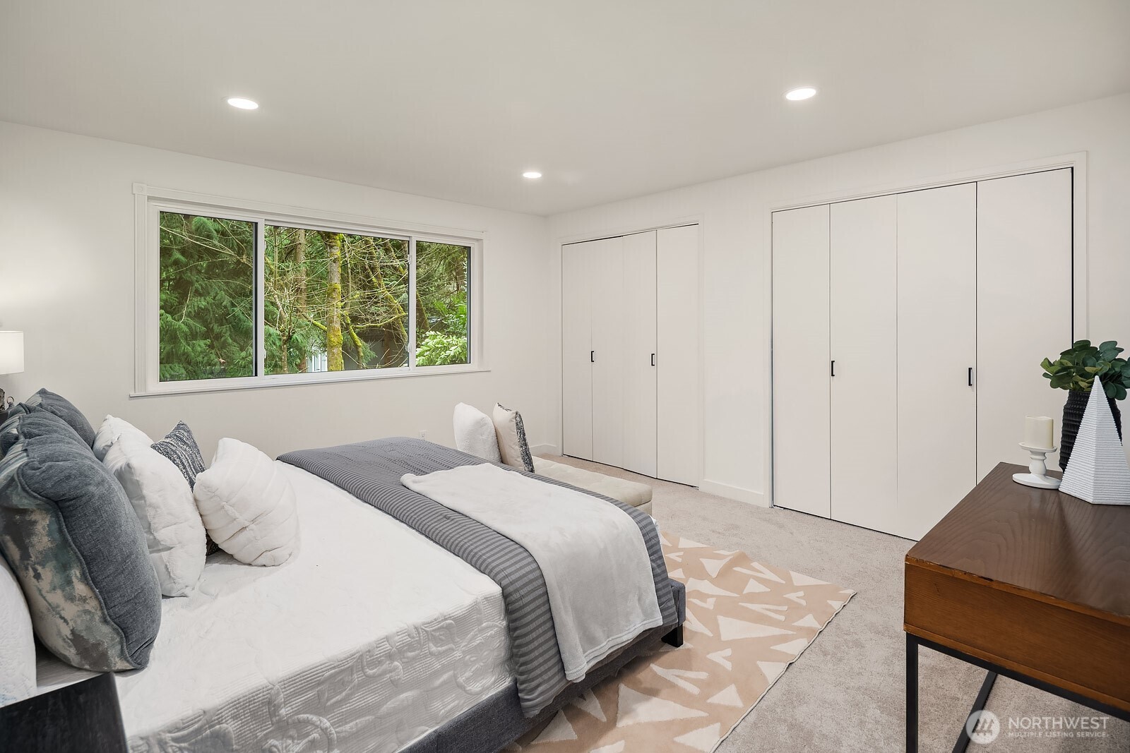 3023 255th Avenue SE, Sammamish, WA 98075