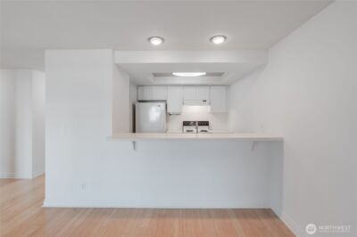 6055 35th Avenue SW #308, Seattle, WA 98126-3051 - Photo 12