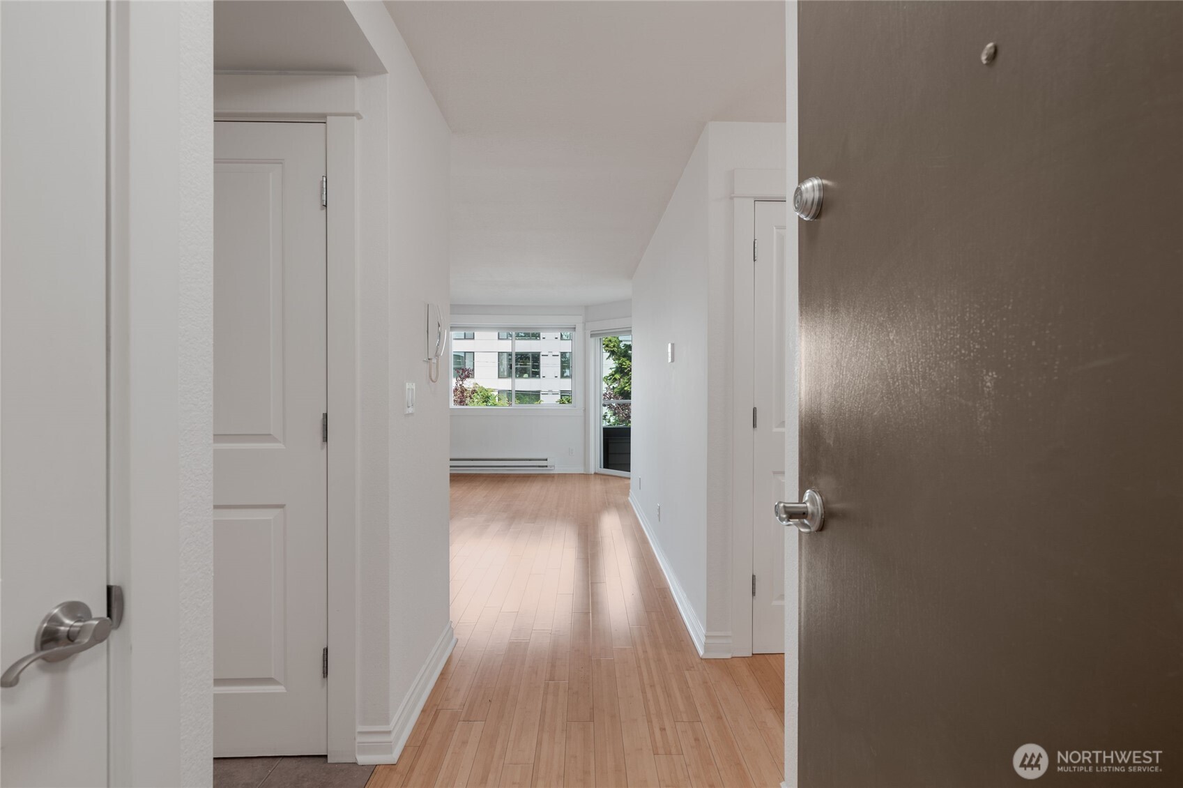 6055 35th Avenue SW #308, Seattle, WA 98126-3051