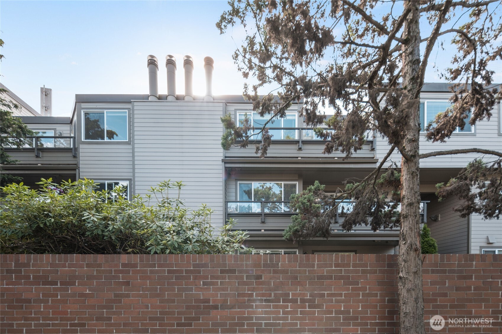 6055 35th Avenue SW #308, Seattle, WA 98126-3051