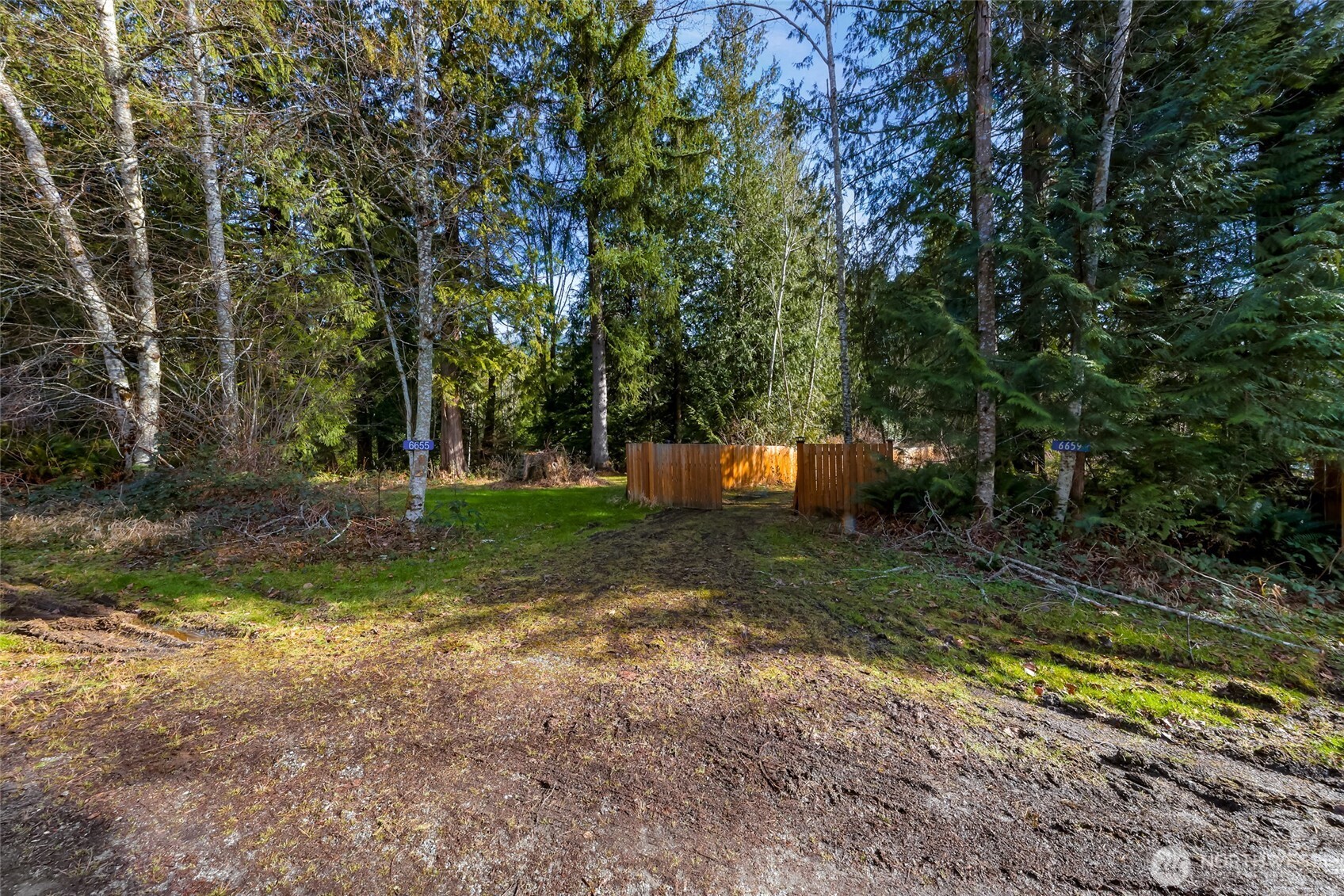 6655 N Fruitdale Road , Sedro Woolley, WA 98284