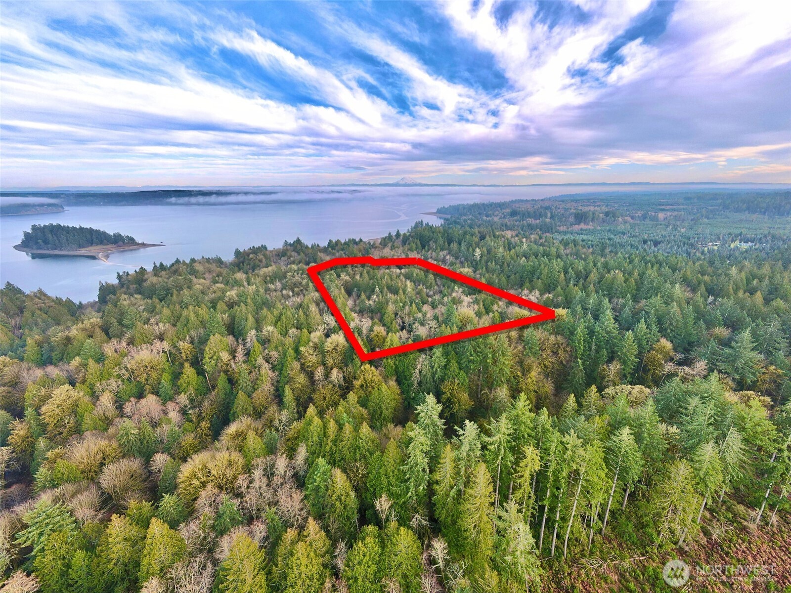 705 E Colonel Wright Road , Shelton, WA 98584