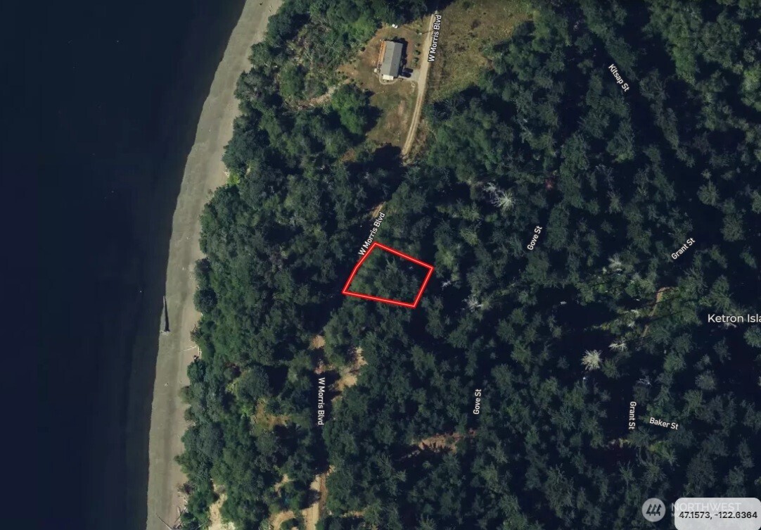 10909 W Morris Boulevard , Steilacoom, WA 98388