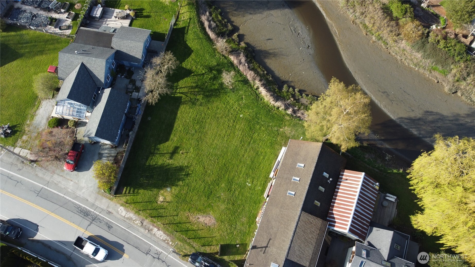 14075 Mactaggart Avenue , Edison, WA 98232