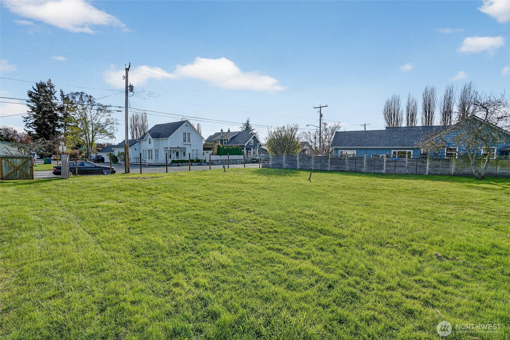 14075 Mactaggart Avenue , Edison, WA 98232