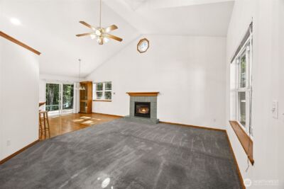 18210 Park Lane SE, Yelm, WA 98597 - Photo 4