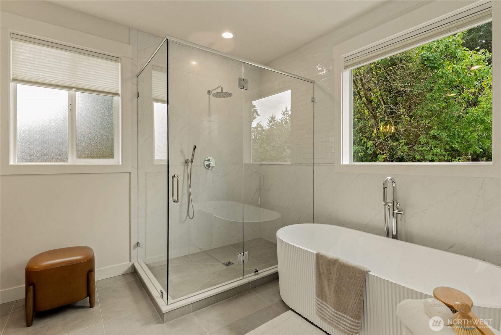 1303 Maine Court , Milton, WA 98354