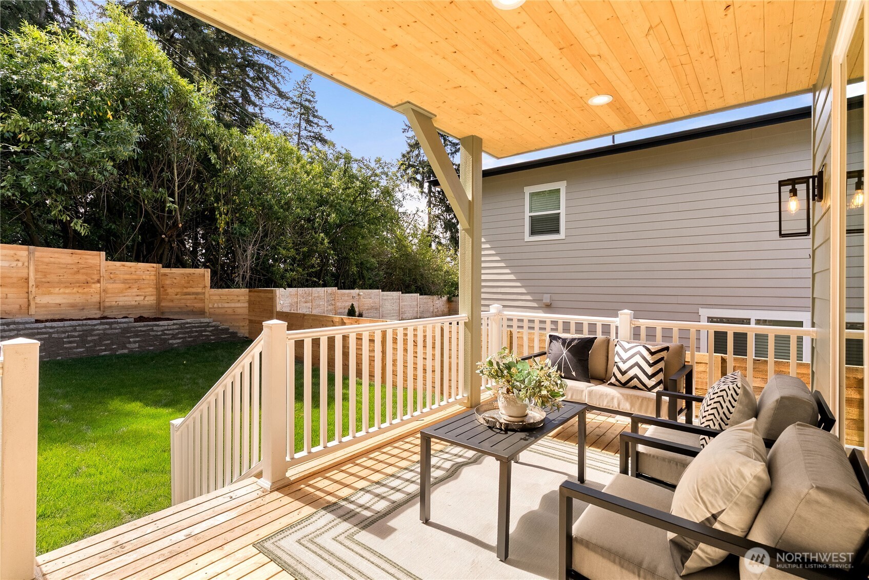 1303 Maine Court , Milton, WA 98354