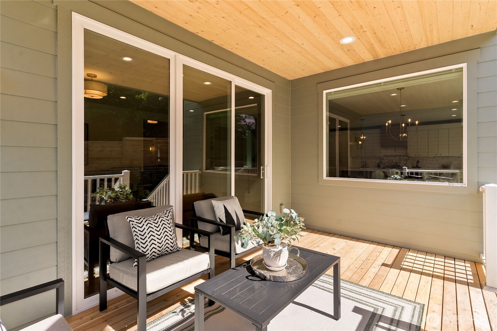 1303 Maine Court , Milton, WA 98354