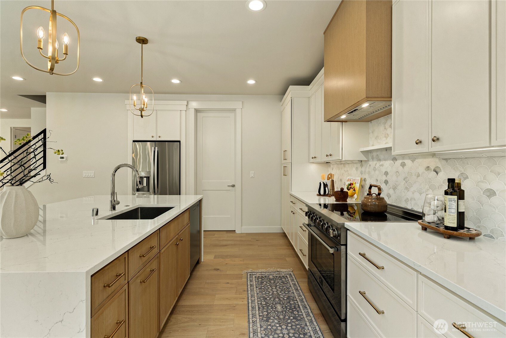 1303 Maine Court , Milton, WA 98354