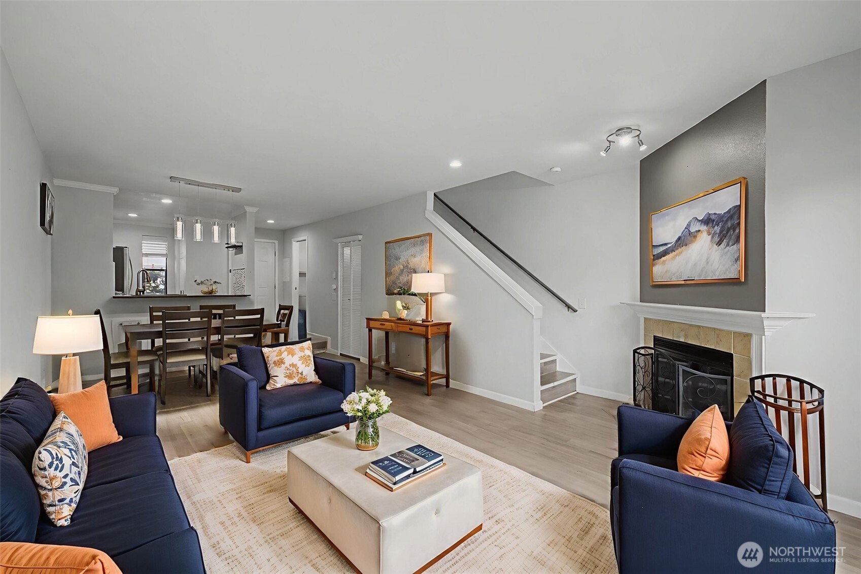 8013 NE 177th Ct #402, Kenmore, WA 98028