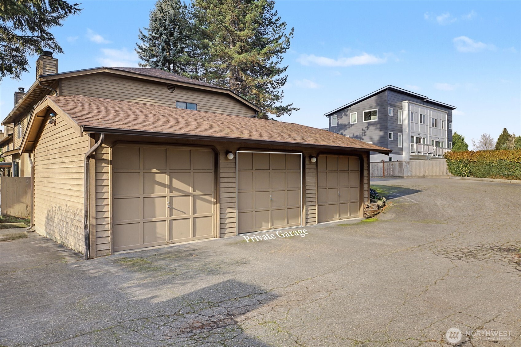 8013 NE 177th Ct #402, Kenmore, WA 98028