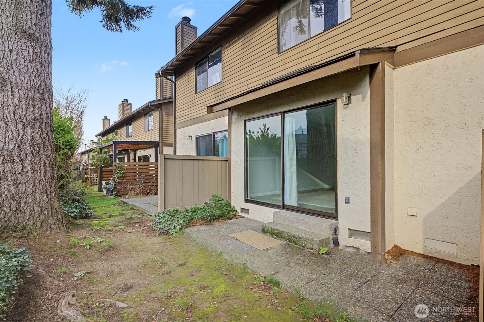 8013 NE 177th Ct #402, Kenmore, WA 98028