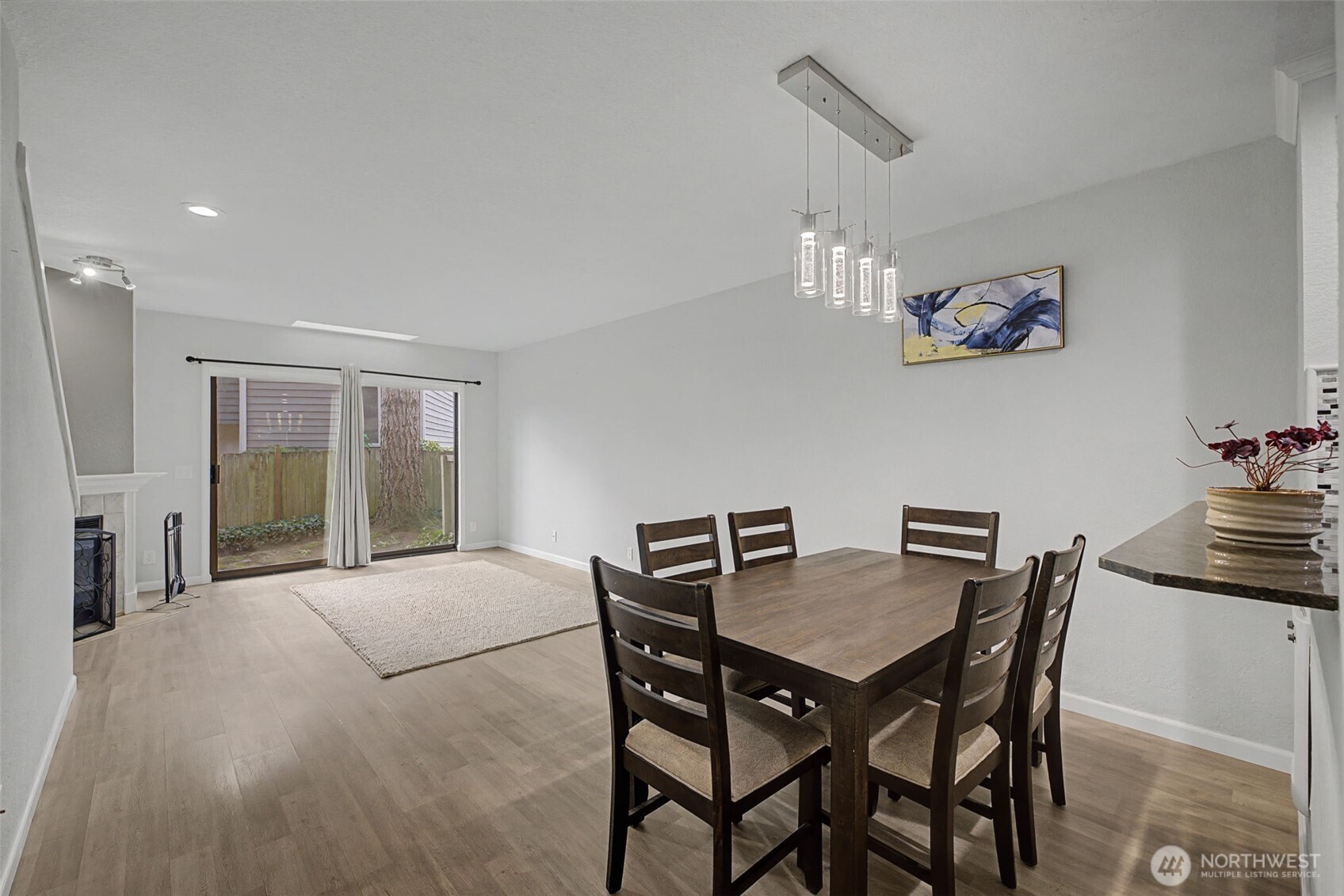 8013 NE 177th Ct #402, Kenmore, WA 98028