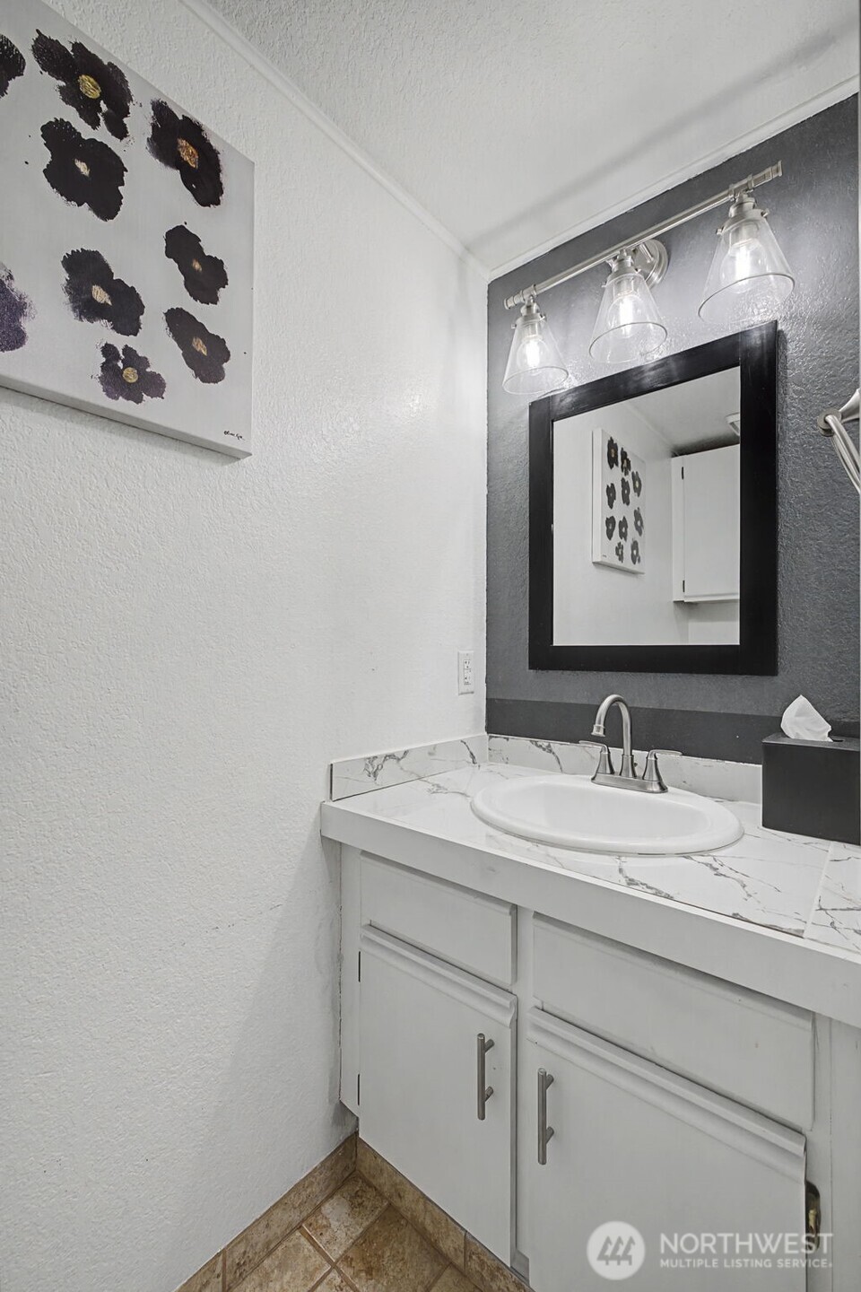 8013 NE 177th Ct #402, Kenmore, WA 98028