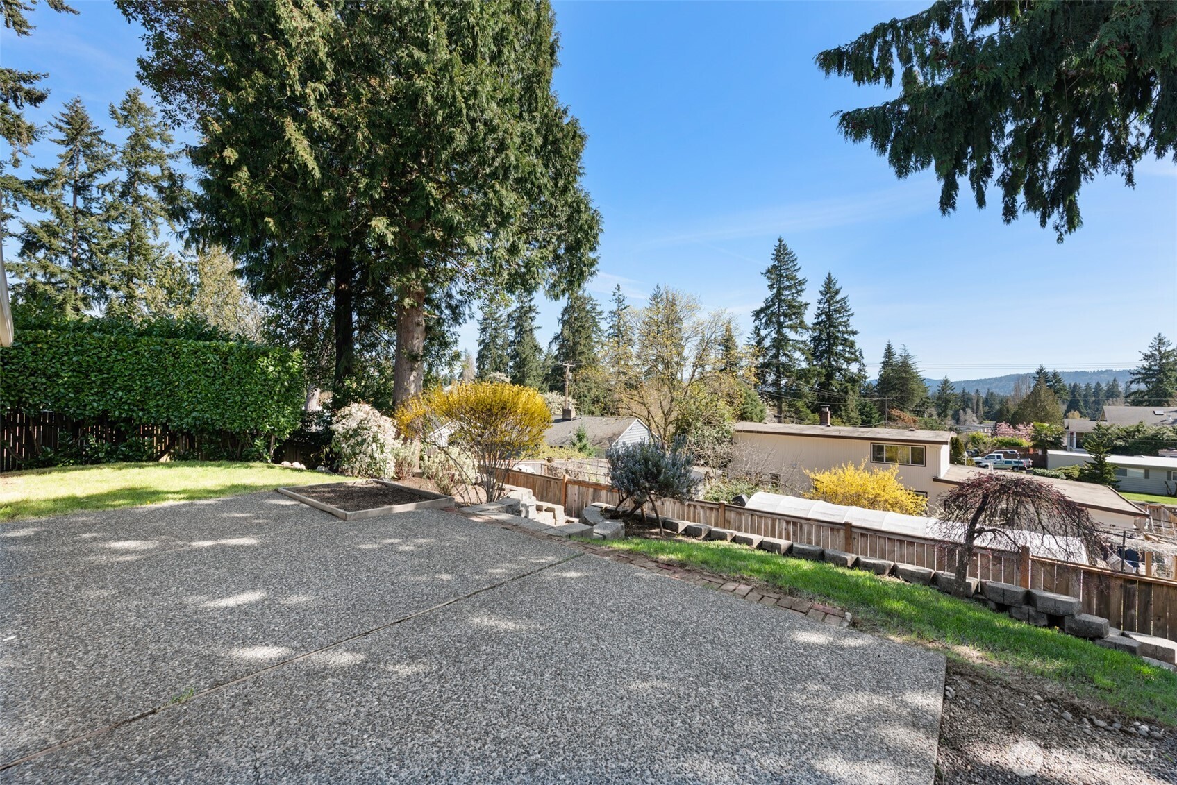 16127 SE 5th Street , Bellevue, WA 98008
