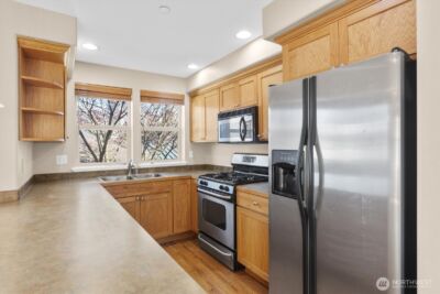 205 Avenue E #B, Snohomish, WA 98290-2722 - Photo 12