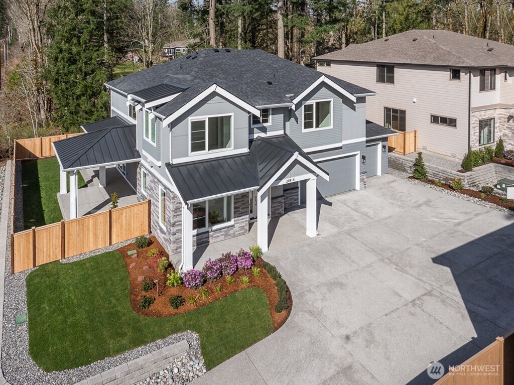 24914 SE 17th Street #2, Sammamish, WA 98075