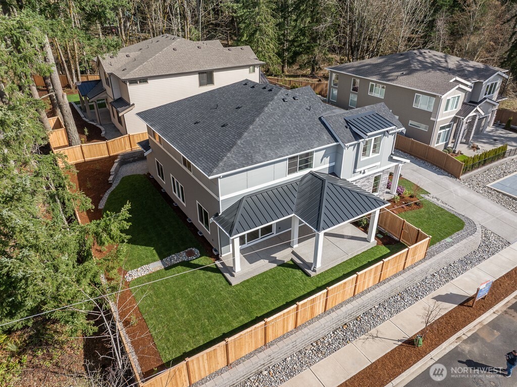 24914 SE 17th Street #2, Sammamish, WA 98075