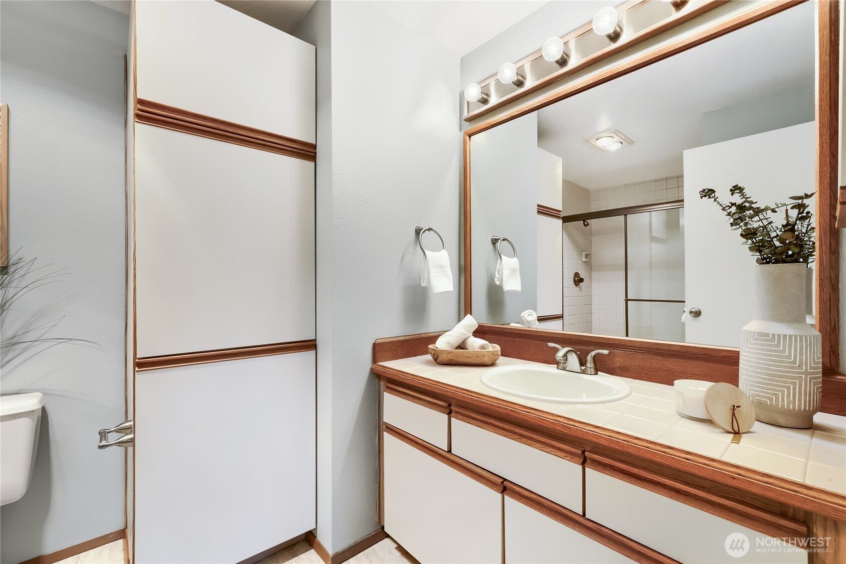 1800 Boylston Avenue #302, Seattle, WA 98122