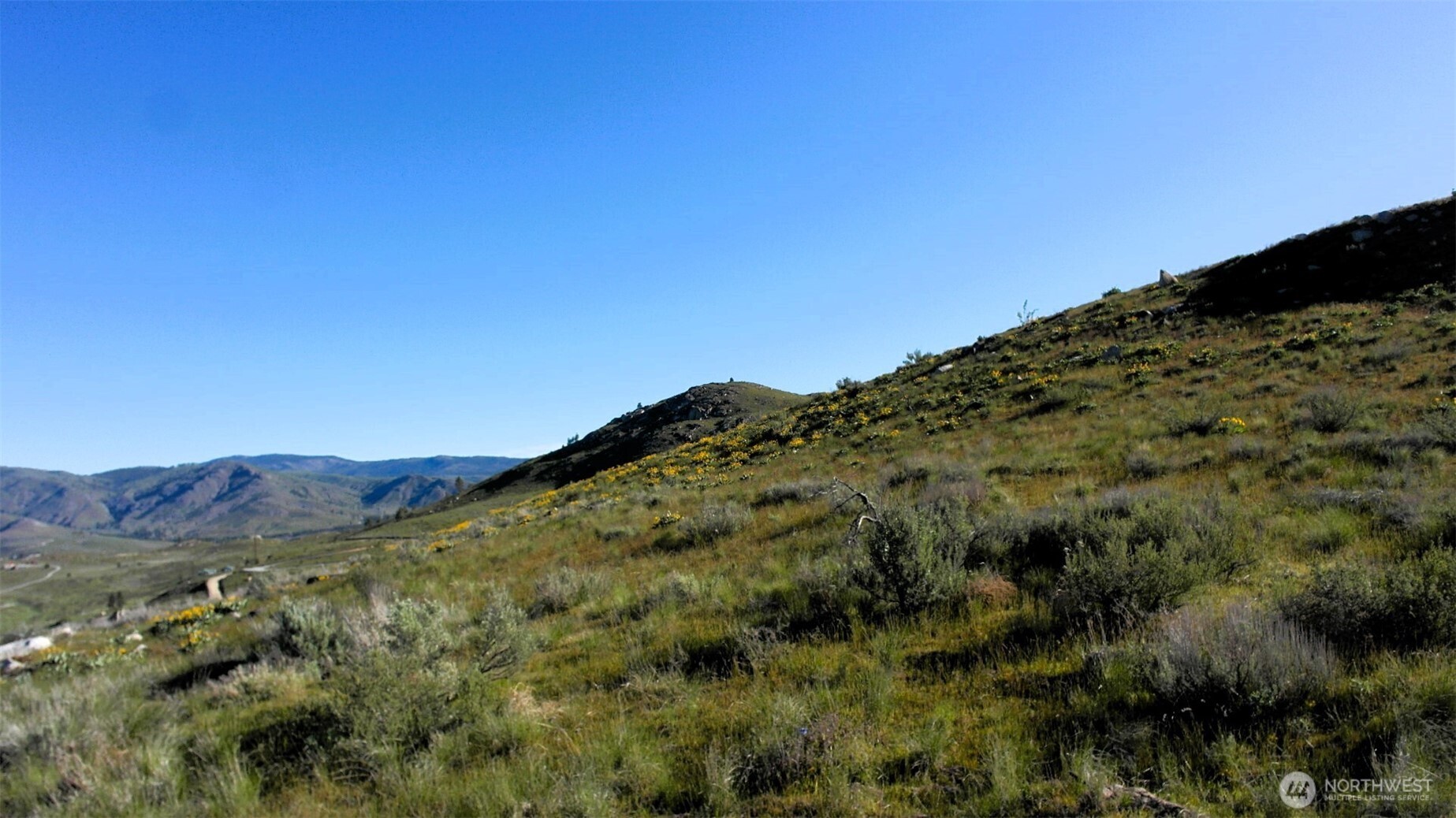 31 Cowboy Road , Methow, WA 98834