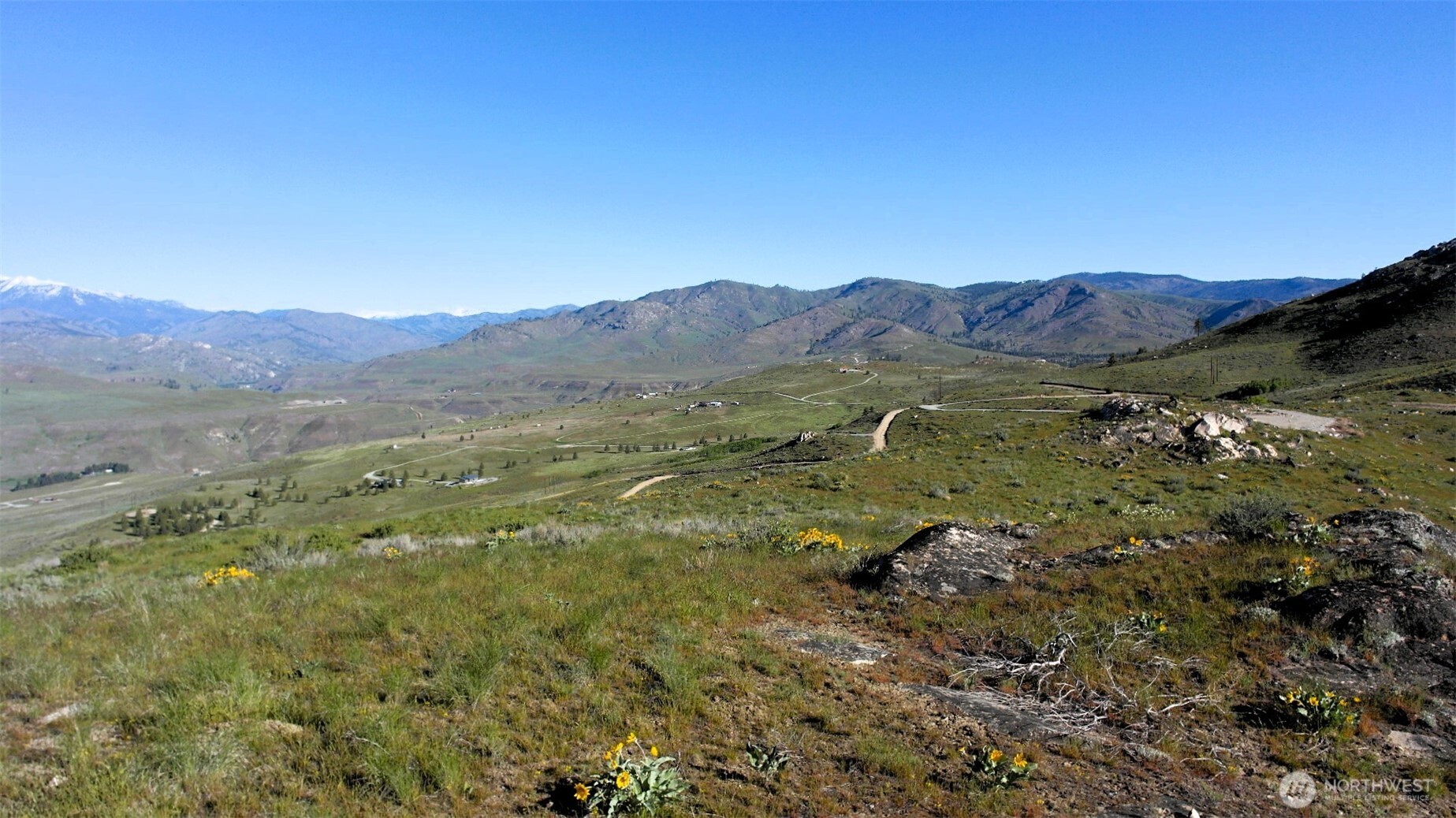 31 Cowboy Road , Methow, WA 98834