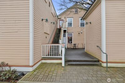 623 Morris Street #B 2, La Conner, WA 98257 - Photo 2
