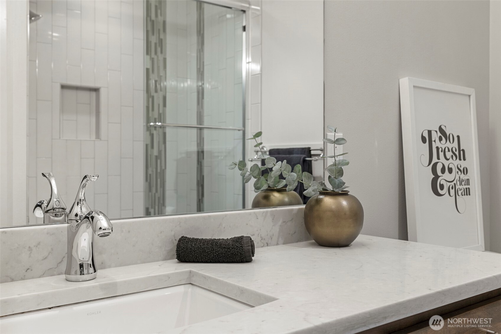 623 Morris Street #B 2, La Conner, WA 98257