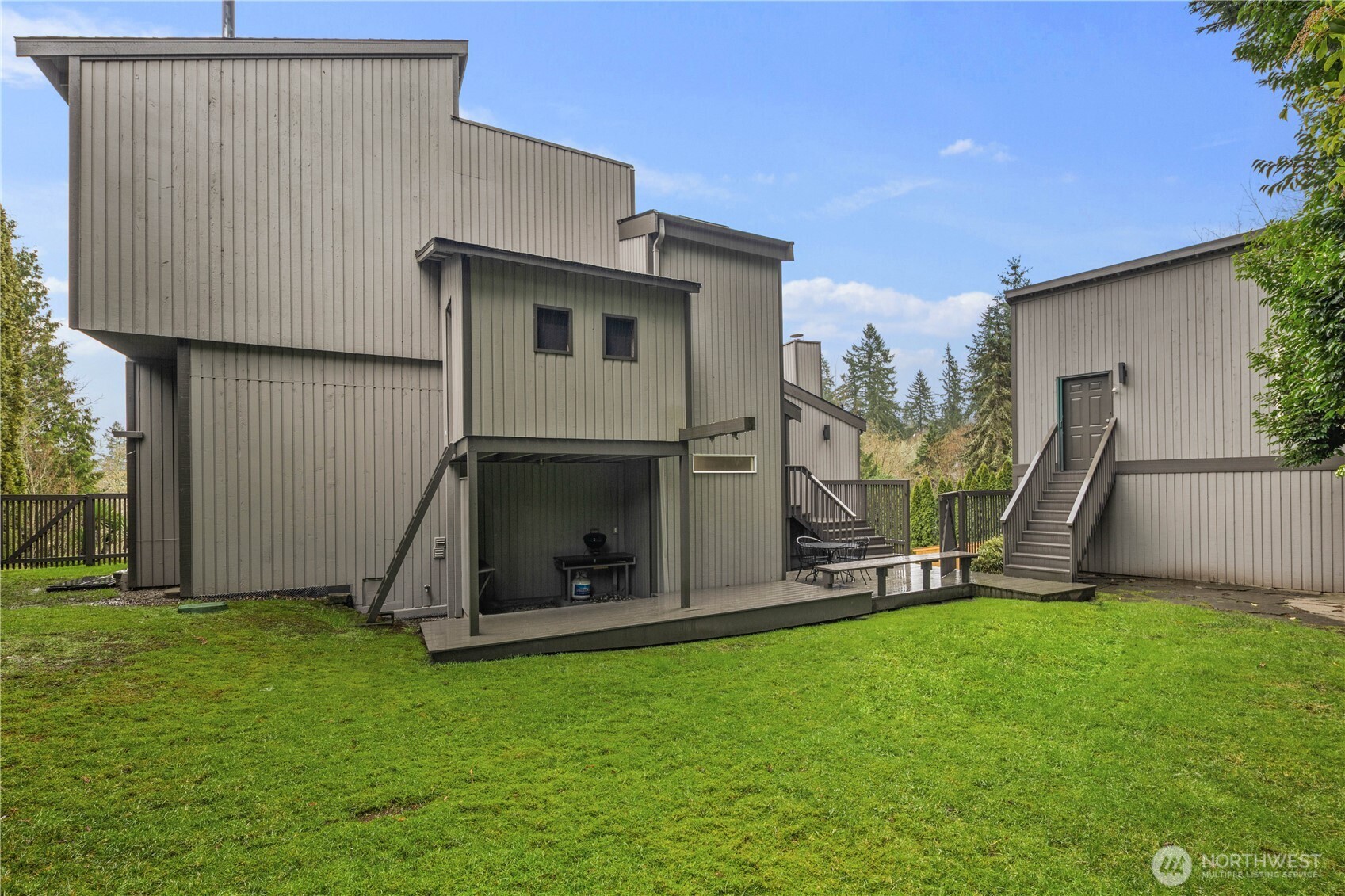 6021 158th Place NE, Redmond, WA 98052