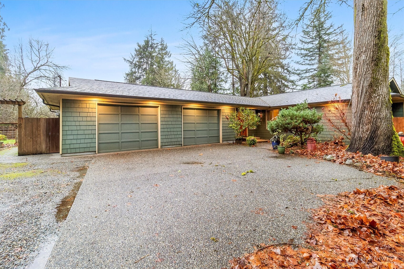 299 Friday Creek Road , Bellingham, WA 98229