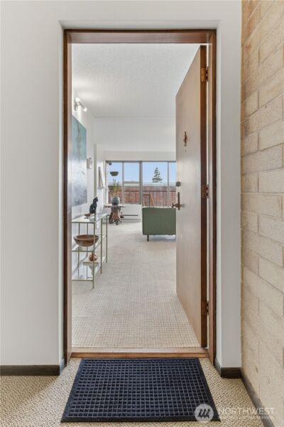 912 3rd Avenue W #202, Seattle, WA 98119 - Photo 3