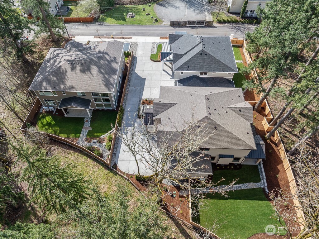 24922 SE 17th Street #1, Sammamish, WA 98075