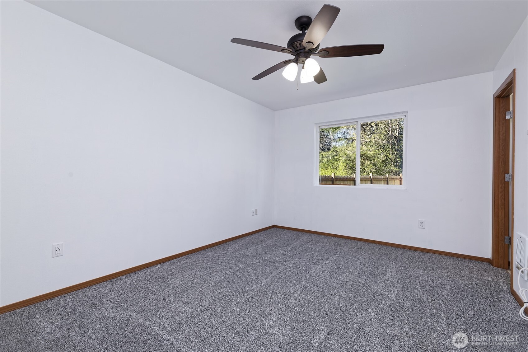 301 E Timberlake Drive , Shelton, WA 98584