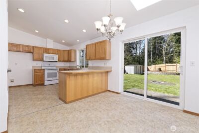 301 E Timberlake Drive , Shelton, WA 98584 - Photo 6