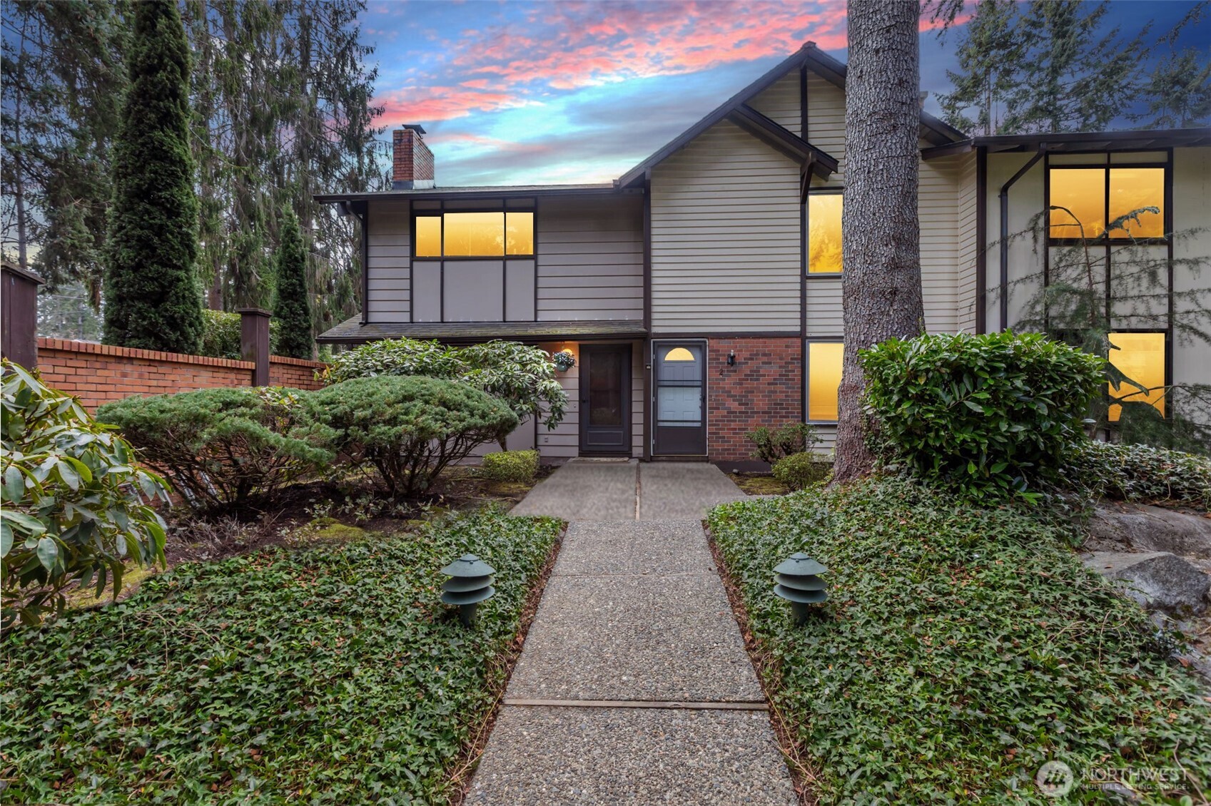 1717 150th Avenue SE #1, Bellevue, WA 98007