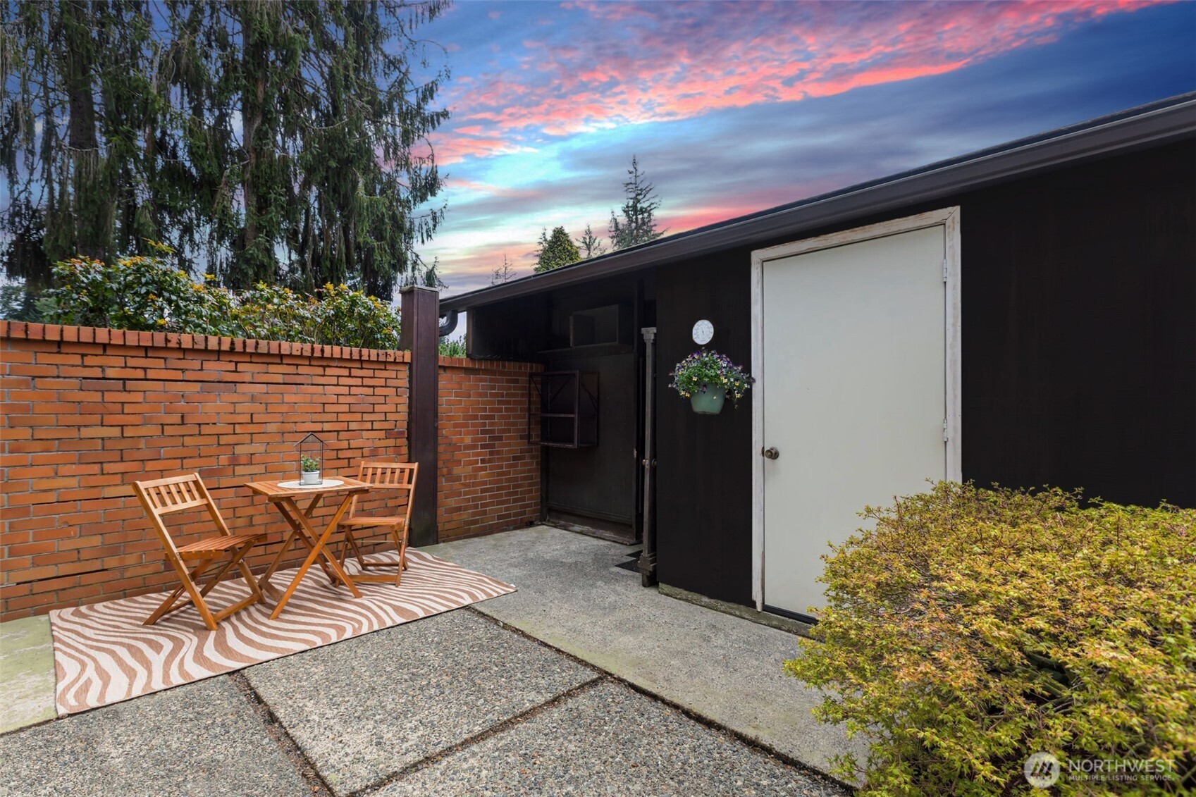 1717 150th Avenue SE #1, Bellevue, WA 98007