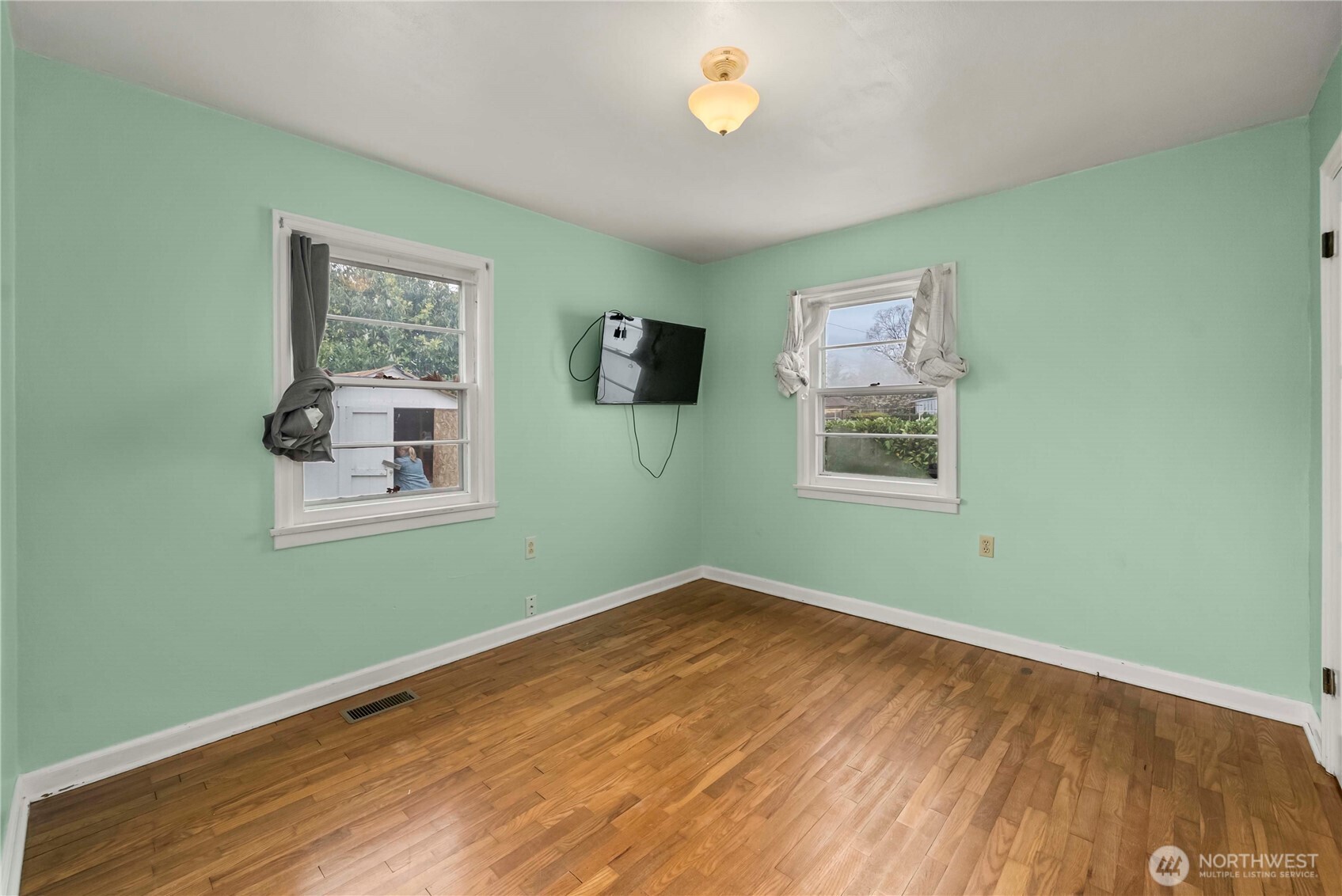 15412 Portland Avenue SW, Lakewood, WA 98498