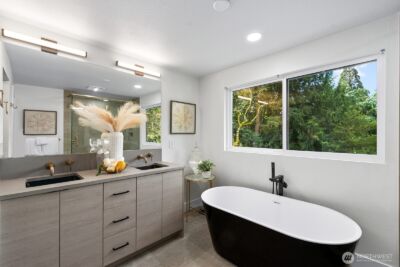 10925 NE 117th Place , Kirkland, WA 98034 - Photo 14