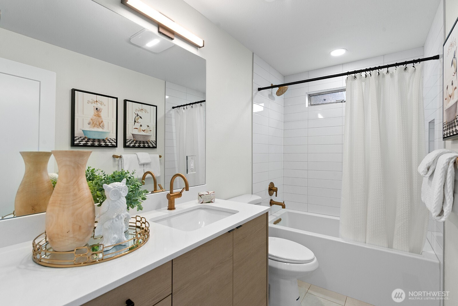 10925 NE 117th Place , Kirkland, WA 98034