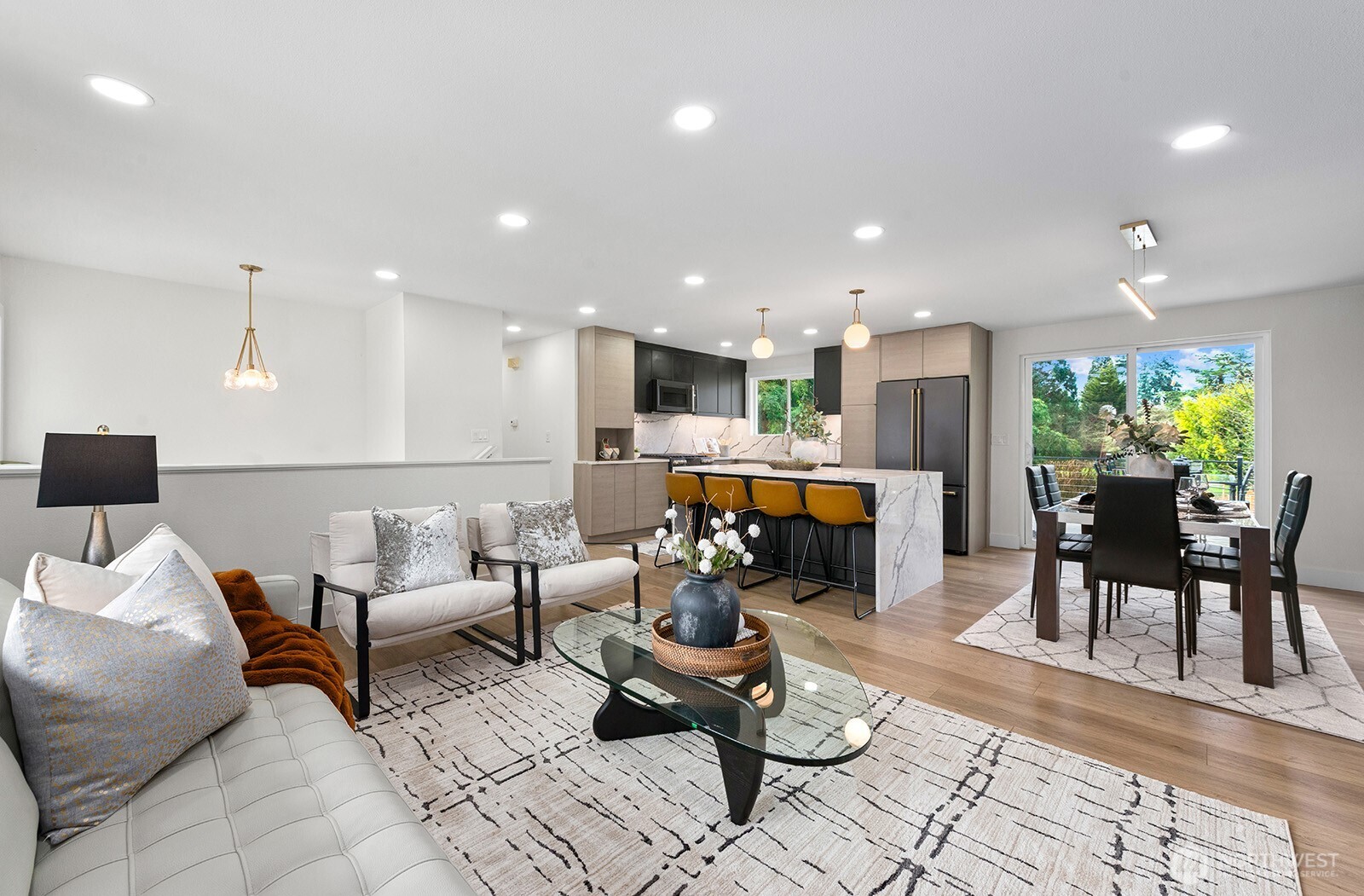 10925 NE 117th Place , Kirkland, WA 98034