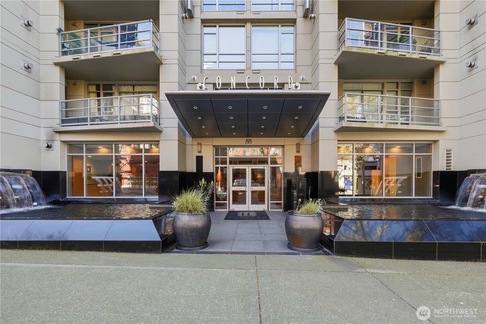 2929 1st Avenue ##201, Seattle, WA 98121-3019