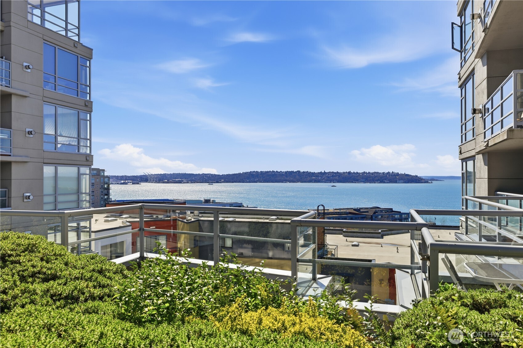 2929 1st Avenue ##201, Seattle, WA 98121-3019