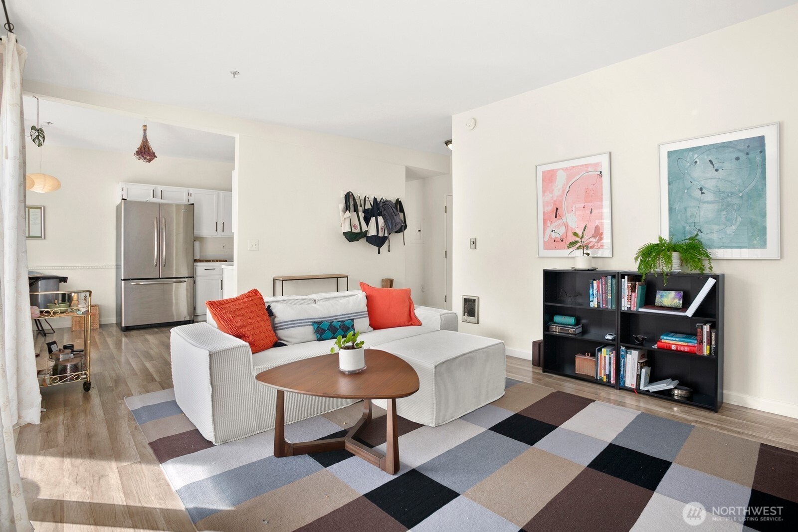 2117 N 107th Street #402, Seattle, WA 98133