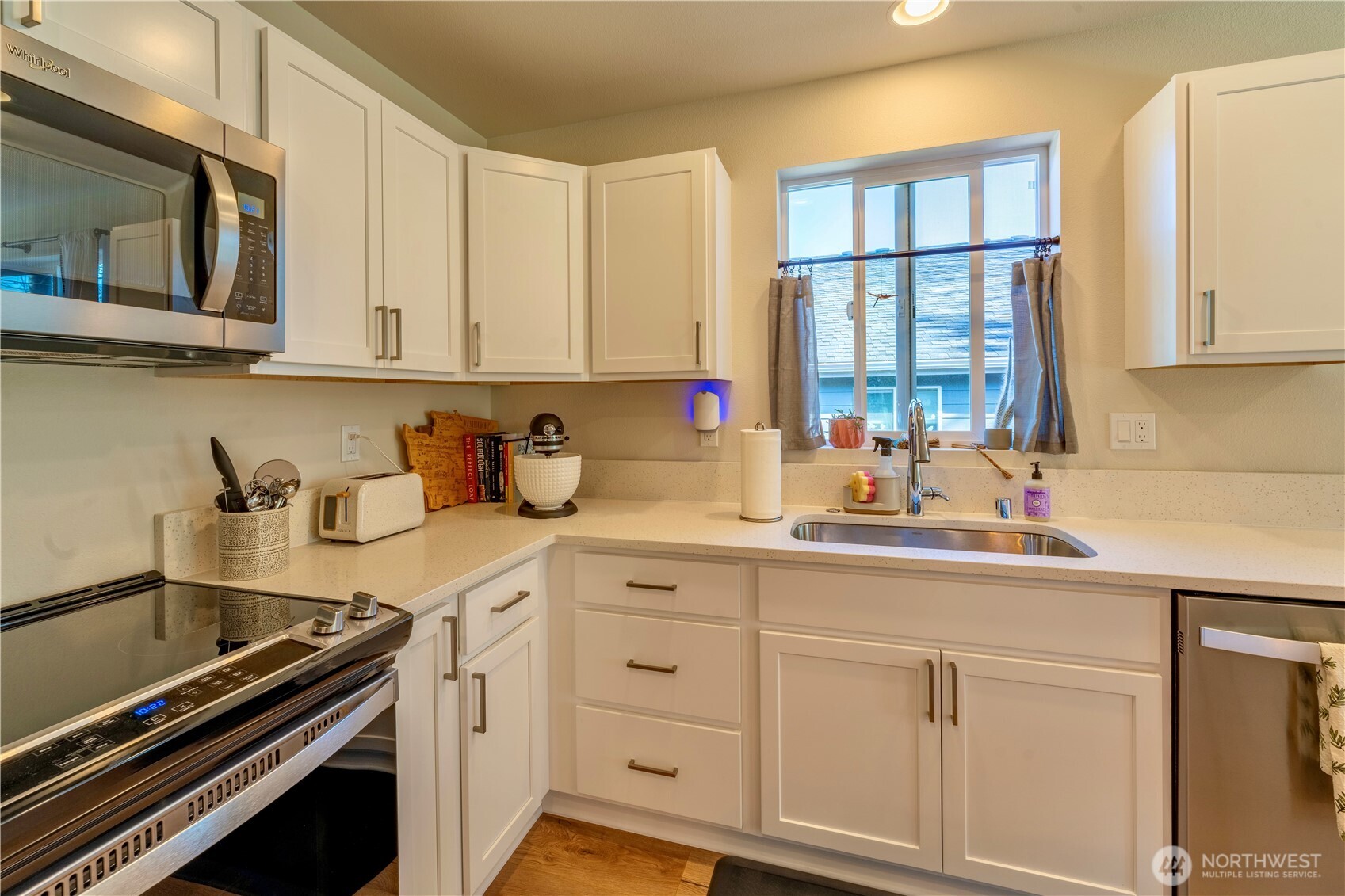 3721 Page Street , Port Angeles, WA 98362