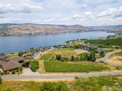 149 Mirabella Drive , Chelan, WA 98816 - Photo 2