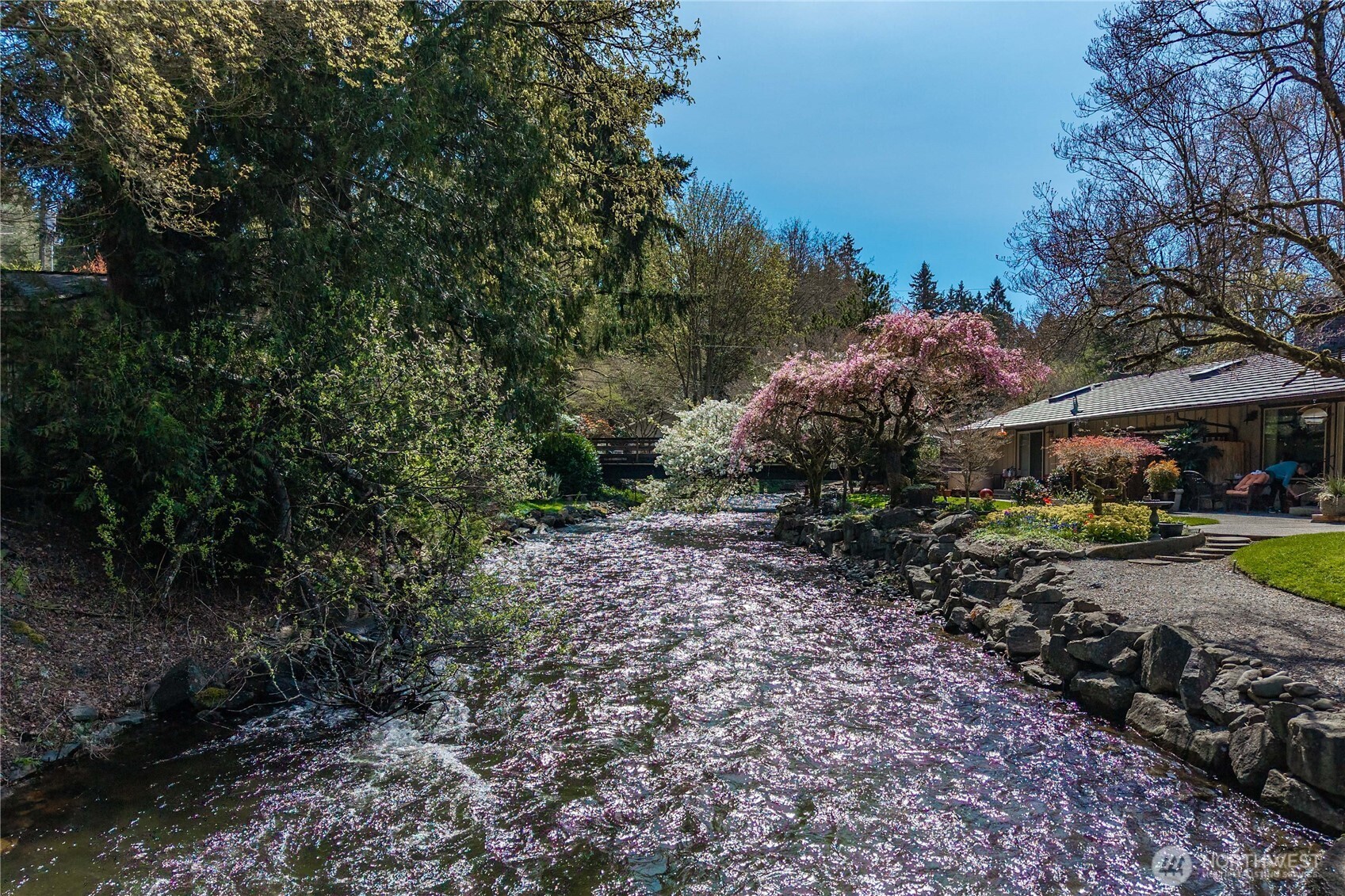 7055 81st Street SW, Lakewood, WA 98499