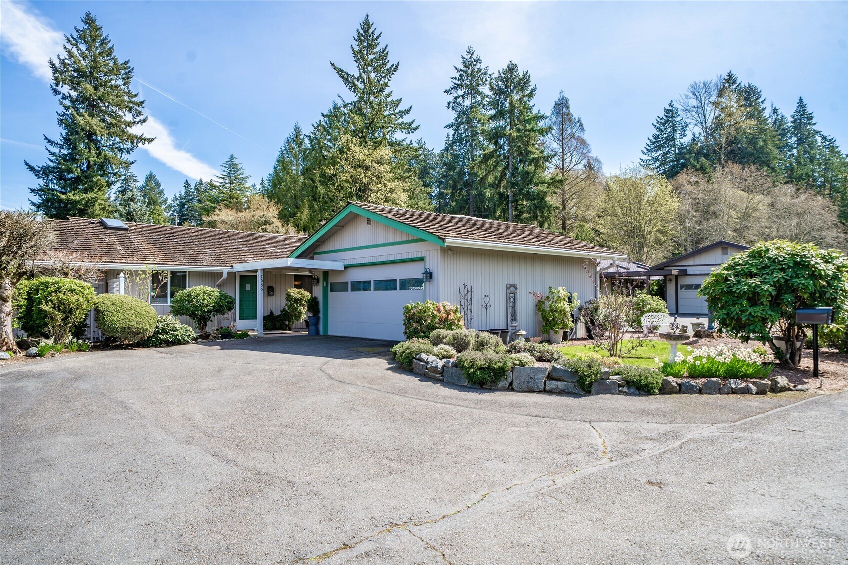 7055 81st Street SW, Lakewood, WA 98499