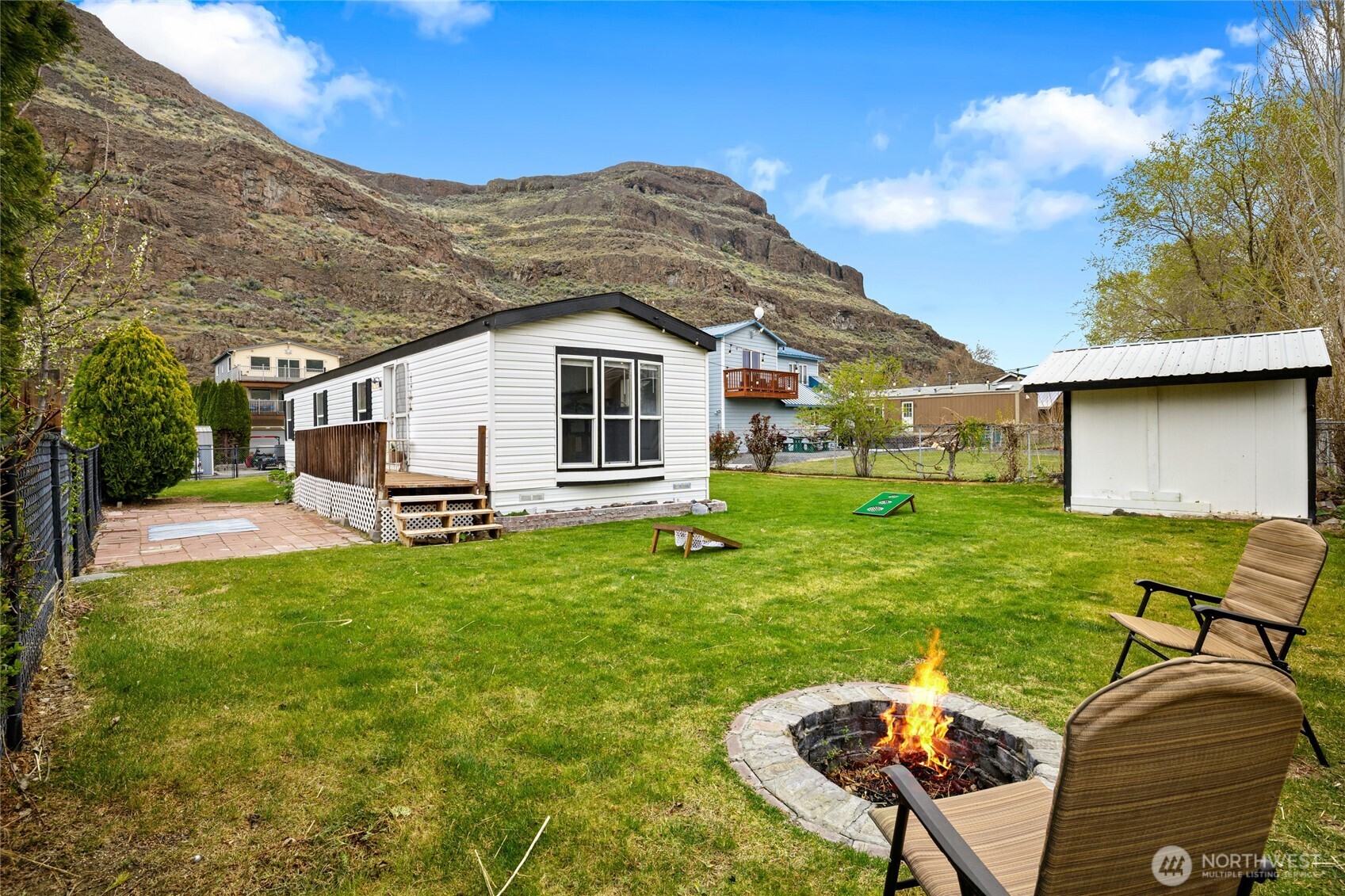 670 SW Section Avenue , Quincy, WA 98848