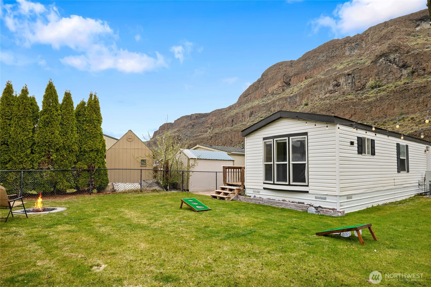 670 SW Section Avenue , Quincy, WA 98848