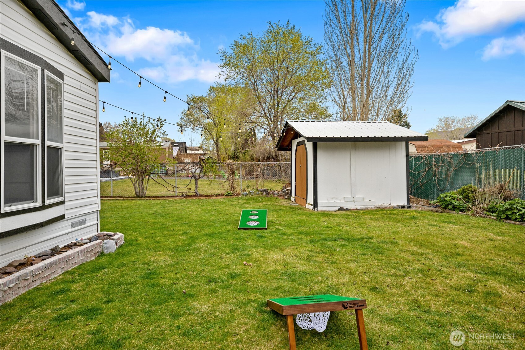 670 SW Section Avenue , Quincy, WA 98848